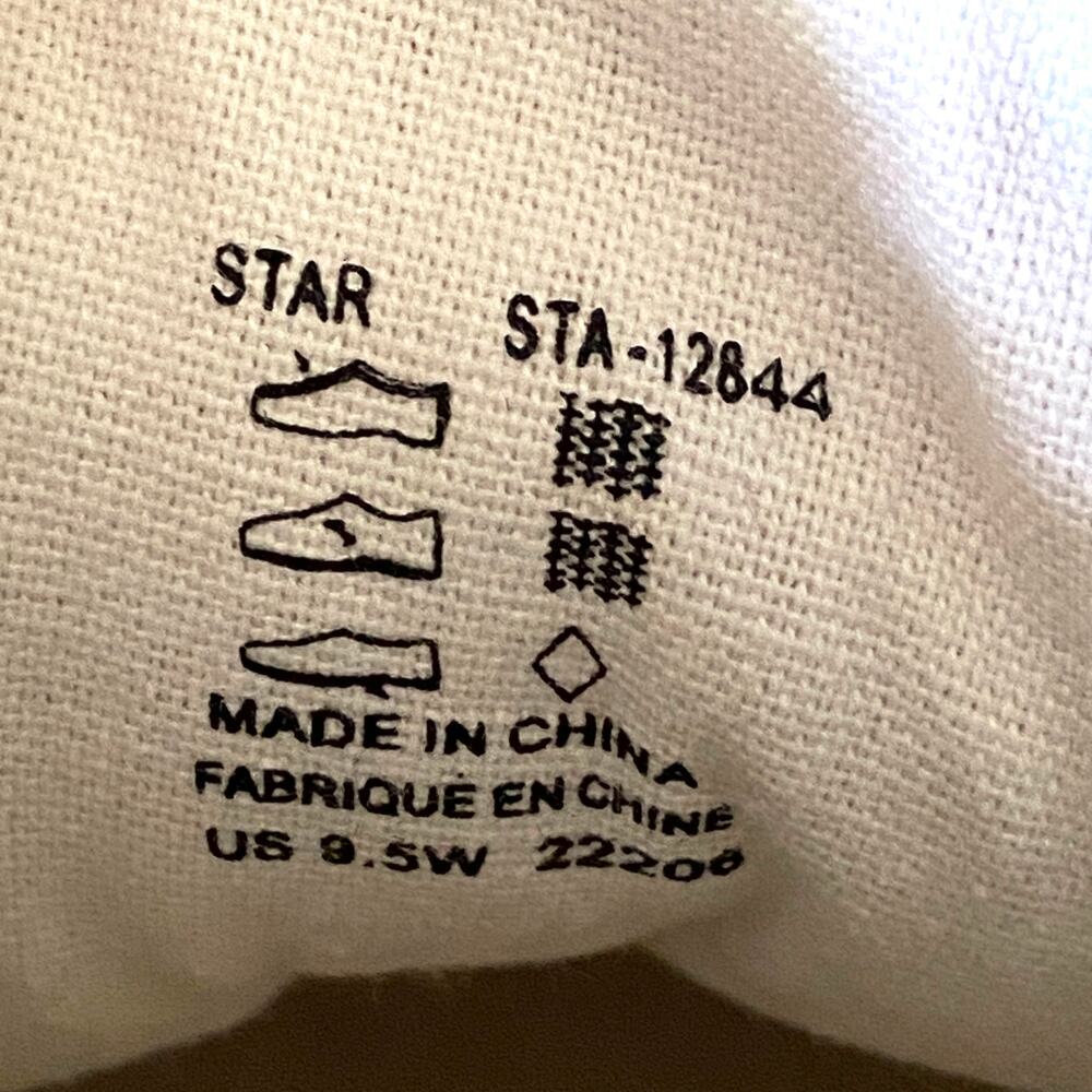 Taos White Star Sneakers Size 9.5W - Picture 7 of 7